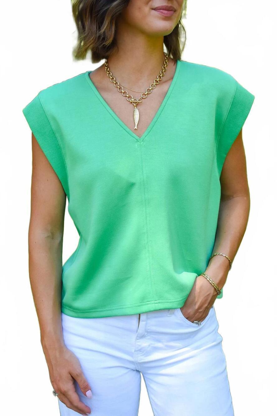 NEW ENTRO bold and basic v-neck top in green